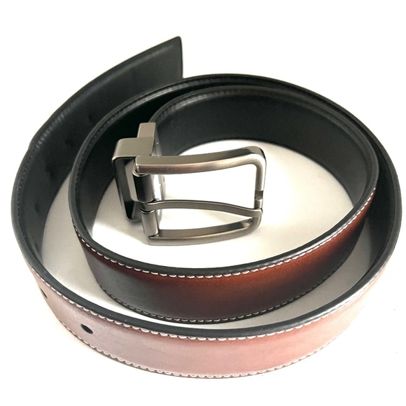 !! - Kenneth Cole REACTION Men's Engraved Logo Belt - Picture 2 of 8